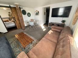 Cozy Stay in the Heart of Rapid City