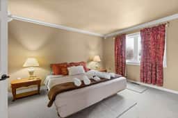 The cozy corner getaway!