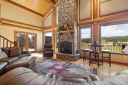Golf Course, Sleeps 14+, Garage, Hot tub!