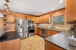 Log cabin on a canyon, panoramic hills, 3 levels