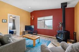 Treetop Guesthouse | Wilderness Feel In Rapid City