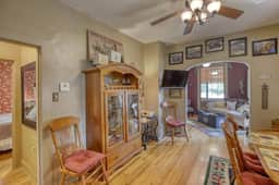 13 beds, Hot tub, flat parking, Terry Peak! - Image 4