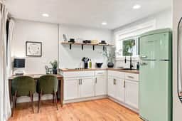 Boutique Studio Cabin · Hot Tub & Creek Access - Image 2