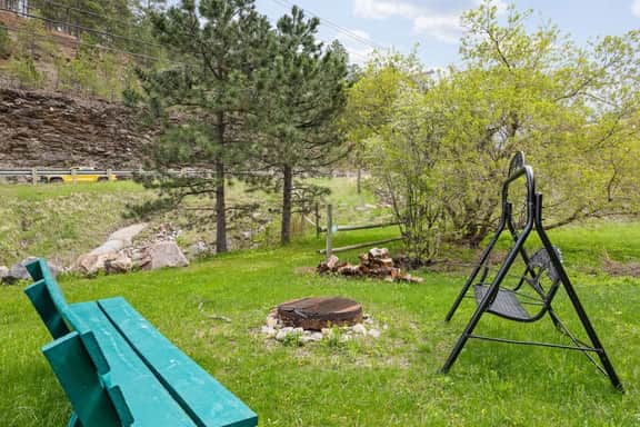 The Pondo: Cabin 8