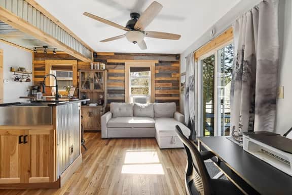 Walsh's Studio Cabin