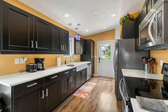 Treetop Guesthouse | Wilderness Feel In Rapid City